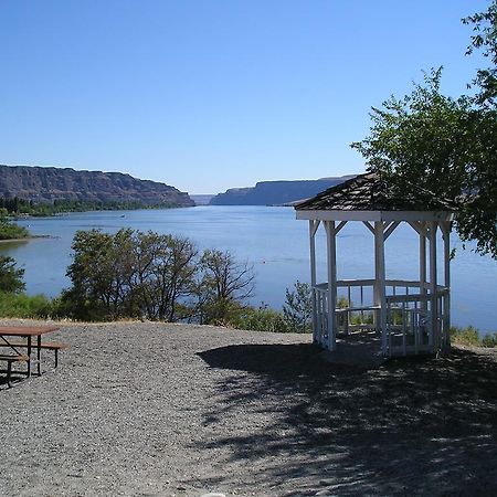 Trinidad Crescent Bar Camping Resort Studio Cabin 1 מראה חיצוני תמונה